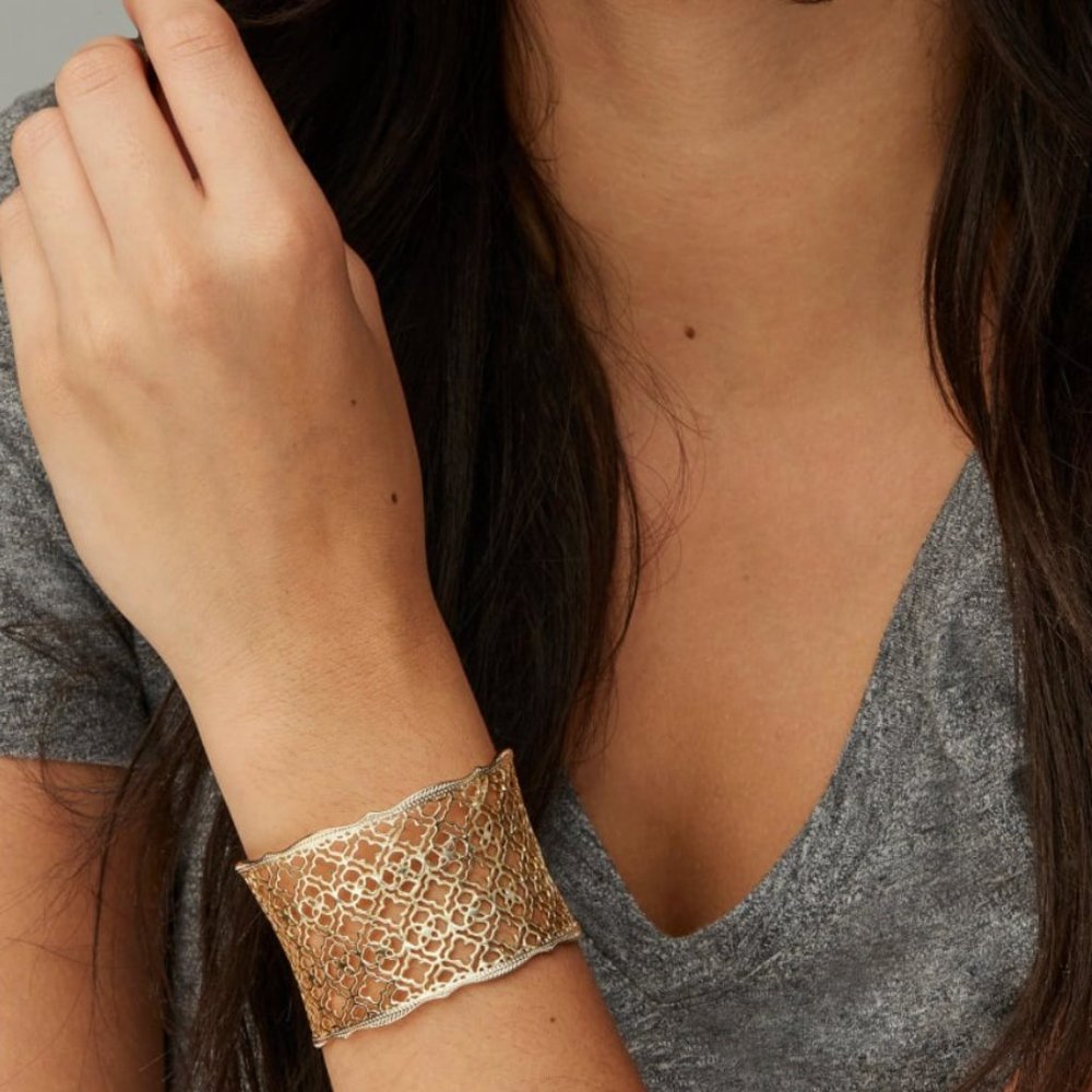NWT KENDRA SCOTT • Candice Gold Cuff Bracelet in Gold Filigree